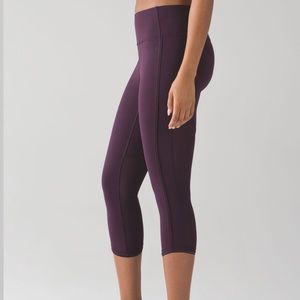 Lululemon deep breath crop size 4 NWOT